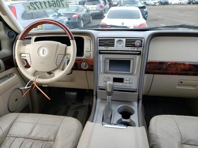 Photo 8 from auction – 2004 LINCOLN NAVIGATOR with VIN 5LMFU28R64LJ30651