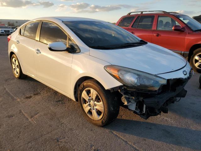 Photo 4 from auction – 2016 KIA FORTE LX with VIN KNAFK4A64G5590552