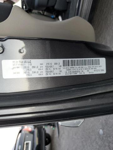 Photo 14 from auction – 2016 CHRYSLER TOWN & COU with VIN 2C4RC1BGXGR292318
