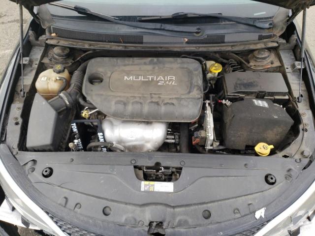 Photo 11 from auction – 2015 CHRYSLER 200 LIMITE with VIN 1C3CCCAB4FN685481