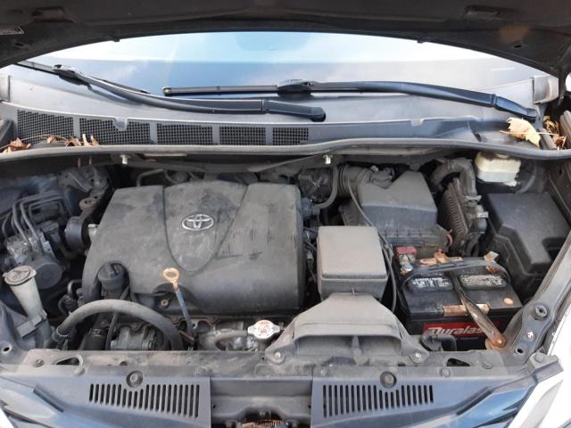 Photo 12 from auction – 2017 TOYOTA SIENNA LE with VIN 5TDKZ3DC3HS813426