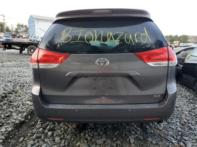 Photo 6 from auction – 2011 TOYOTA SIENNA XLE with VIN 5TDYK3DC7BS168625