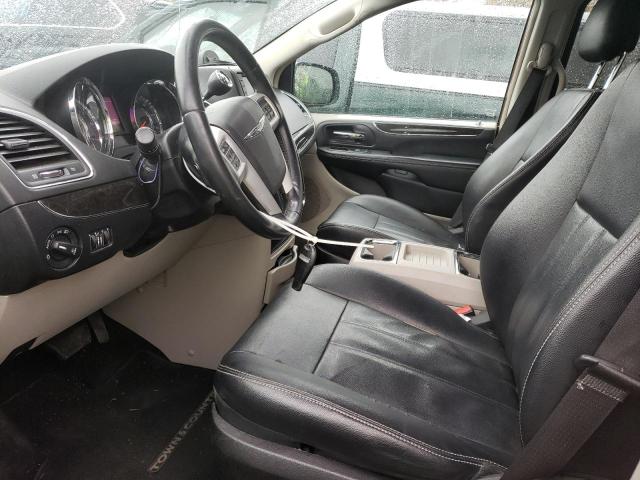 Photo 7 from auction – 2016 CHRYSLER TOWN & COU with VIN 2C4RC1BG9GR103979