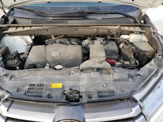 Photo 12 from auction – 2019 TOYOTA HIGHLANDER with VIN 5TDKZRFH6KS552988