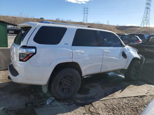 Photo 3 from auction – 2018 TOYOTA 4RUNNER SR with VIN JTEBU5JR4J5484696