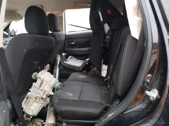 Photo 11 from auction – 2017 MITSUBISHI OUTLANDER with VIN JA4AZ3A38HZ027663