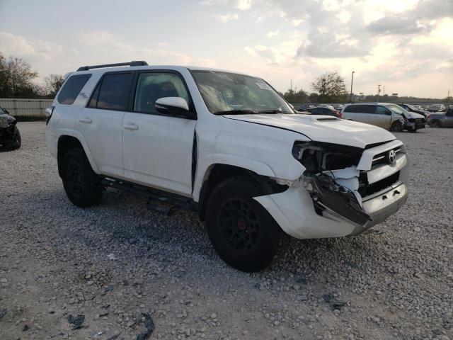Photo 4 from auction – 2022 TOYOTA 4RUNNER SR with VIN JTERU5JR6N6026575