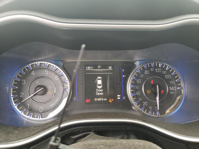 Photo 9 from auction – 2015 CHRYSLER 200 LIMITE with VIN 1C3CCCAB4FN685481