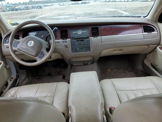 Photo 8 from auction – 2004 LINCOLN TOWN CAR E with VIN 1LNHM81WX4Y675351