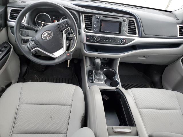 Photo 8 from auction – 2018 TOYOTA HIGHLANDER with VIN 5TDBZRFH3JS868198