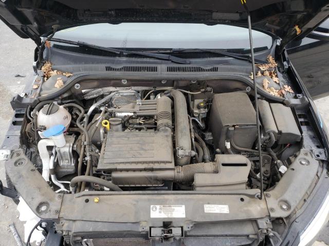 Photo 11 from auction – 2017 VOLKSWAGEN JETTA SE with VIN 3VWDB7AJ3HM391498