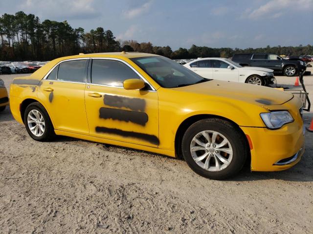 Photo 4 from auction – 2015 CHRYSLER 300 LIMITE with VIN 2C3CCAAG6FH755345