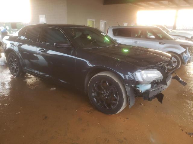 Photo 4 from auction – 2019 CHRYSLER 300 S with VIN 2C3CCAGG6KH682527