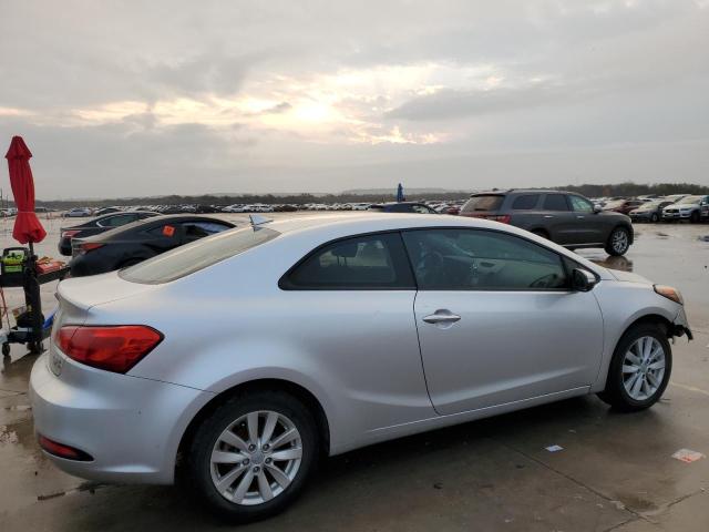 Foto 3 de la subasta – 2014 KIA FORTE EX con VIN KNAFX6A85E5159696