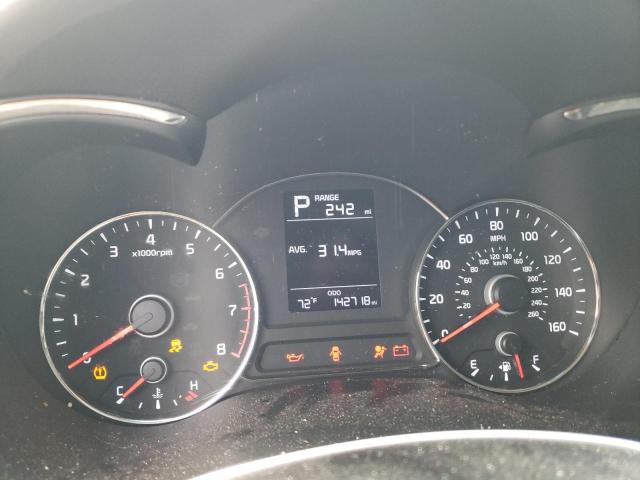 Photo 9 from auction – 2017 KIA FORTE LX with VIN 3KPFK4A78HE069724