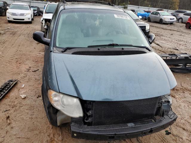Photo 5 from auction – 2005 CHRYSLER TOWN & COU with VIN 2C8GP54L05R323293