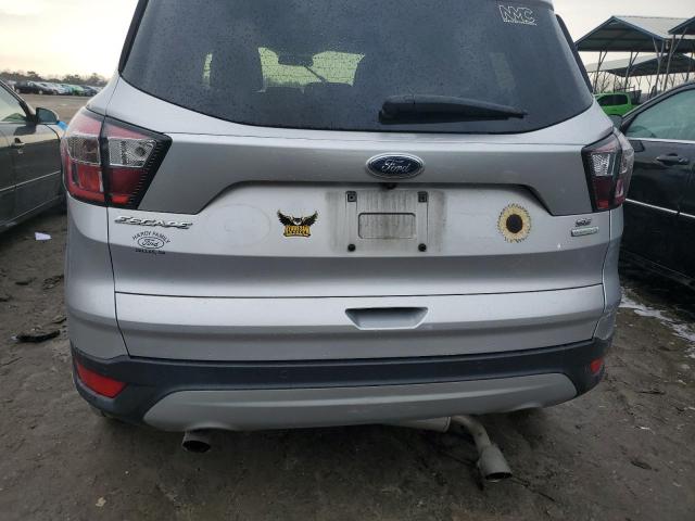 صورة رقم 6 من المزاد - 2017 FORD ESCAPE SE مع VIN 1FMCU0GD2HUC59504