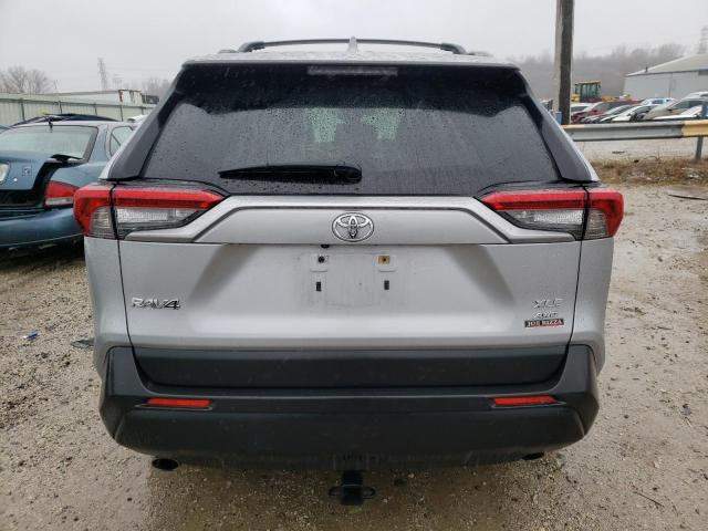 Photo 6 from auction – 2019 TOYOTA RAV4 XLE with VIN JTMP1RFV5KD033798