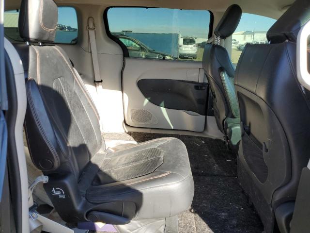 Photo 11 from auction – 2018 CHRYSLER PACIFICA T with VIN 2C4RC1BG4JR186065
