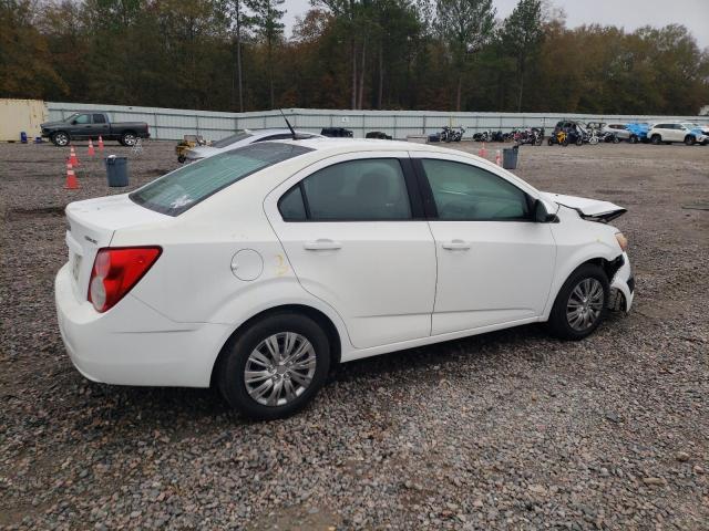 Photo 3 from auction – 2014 CHEVROLET SONIC LS with VIN 1G1JA5SH5E4101044