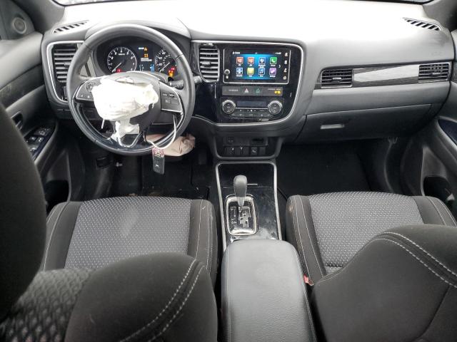 Photo 8 from auction – 2018 MITSUBISHI OUTLANDER with VIN JA4AZ3A30JZ063238
