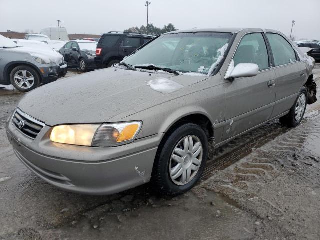 TOYOTA CAMRY CE 2000 with VIN 4T1BG22K2YU007322 - Photo from auction