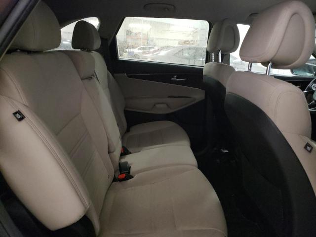 Photo 11 from auction – 2016 KIA SORENTO LX with VIN 5XYPGDA52GG082216