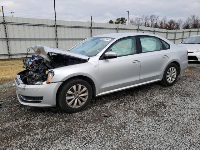 VOLKSWAGEN PASSAT S 2015 with VIN 1VWAT7A31FC067935 - Photo from auction