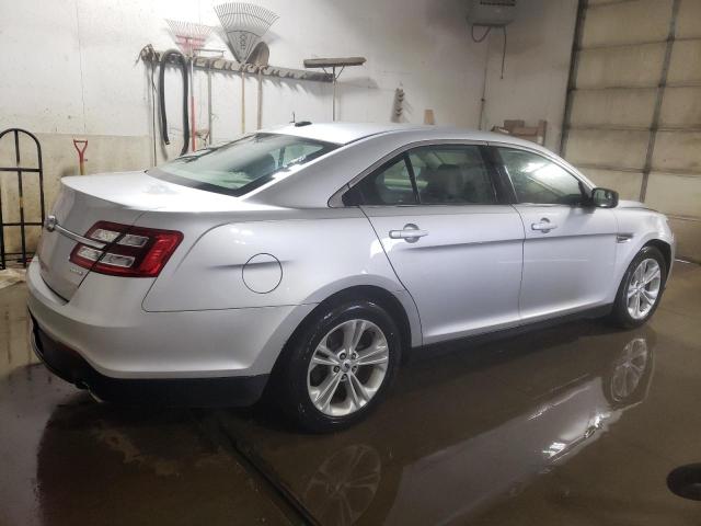 Photo 3 from auction – 2015 FORD TAURUS SE with VIN 1FAHP2D87FG167326