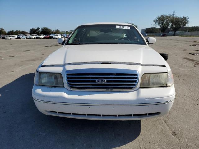 Photo 5 from auction – 1999 FORD CROWN VICT with VIN 2FAFP74W9XX143429