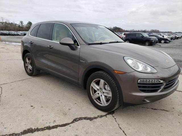 Photo 4 from auction – 2011 PORSCHE CAYENNE S with VIN WP1AE2A20BLA91630