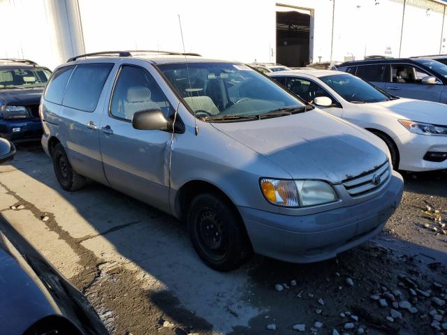 Photo 4 from auction – 2003 TOYOTA SIENNA with VIN 4T3ZF13C23U518628