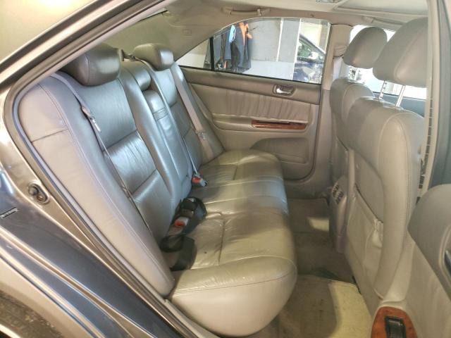 Photo 10 from auction – 2004 TOYOTA CAMRY LE with VIN 4T1BF30K54U569981