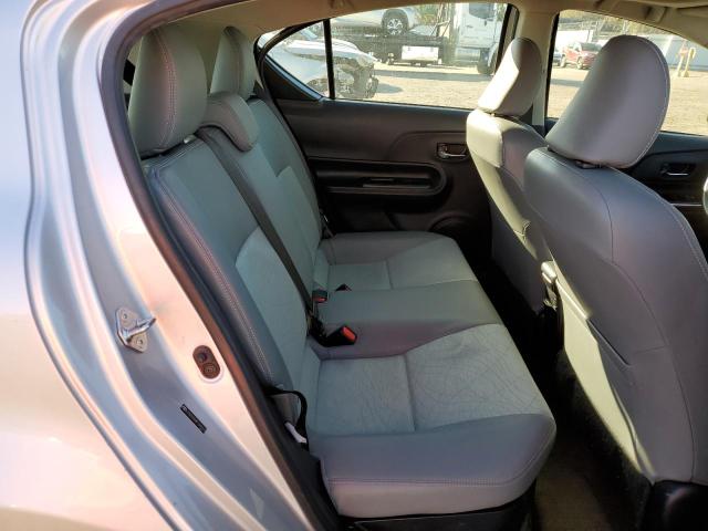 Photo 10 from auction – 2015 TOYOTA PRIUS C with VIN JTDKDTB38F1089003
