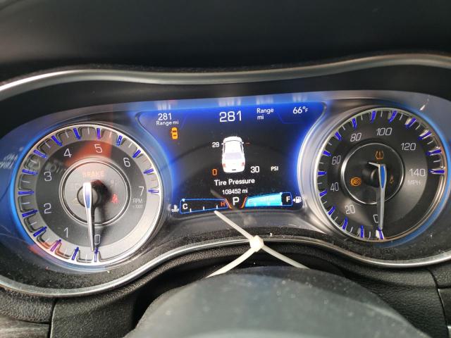 Photo 9 from auction – 2015 CHRYSLER 300 LIMITE with VIN 2C3CCAAG1FH921318