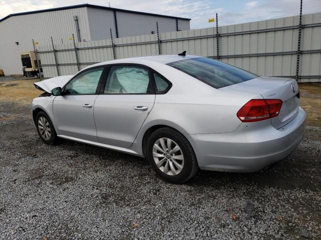 Photo 2 from auction – 2015 VOLKSWAGEN PASSAT S with VIN 1VWAT7A31FC067935