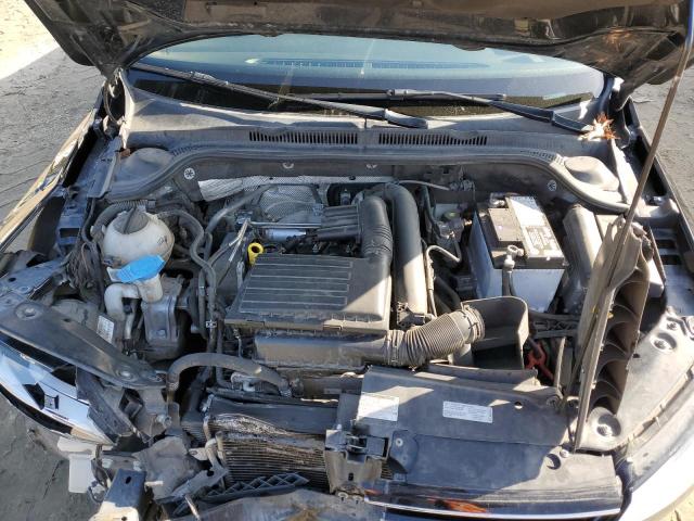 Photo 11 from auction – 2017 VOLKSWAGEN JETTA S with VIN 3VW2B7AJ1HM403204