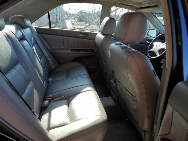 Photo 10 from auction – 2004 TOYOTA CAMRY LE with VIN 4T1BF30K04U065659