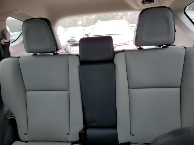 Photo 10 from auction – 2016 TOYOTA RAV4 LIMIT with VIN 2T3YFREV0GW289882
