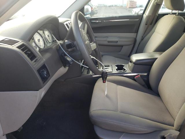 Photo 7 from auction – 2009 CHRYSLER 300 with VIN 2C3KA43D49H553355