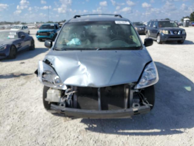 Photo 5 from auction – 2004 TOYOTA SIENNA CE with VIN 5TDZA23CX4S099418