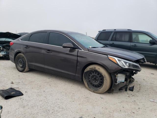 Photo 4 from auction – 2017 HYUNDAI SONATA SE with VIN 5NPE24AF1HH438244