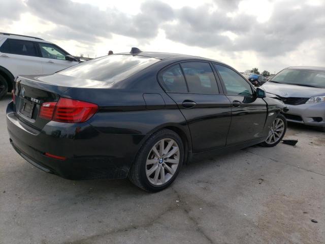 Photo 3 from auction – 2011 BMW 528 I with VIN WBAFR1C57BC742729