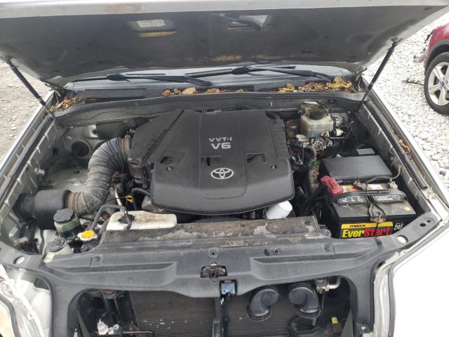Photo 11 from auction – 2004 TOYOTA 4RUNNER SR with VIN JTEBU14RX40054936