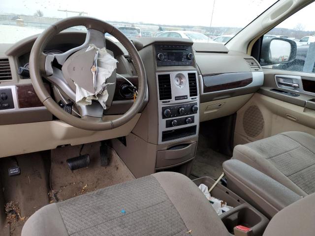 Photo 8 from auction – 2010 CHRYSLER TOWN & COU with VIN 2A4RR5D14AR366266