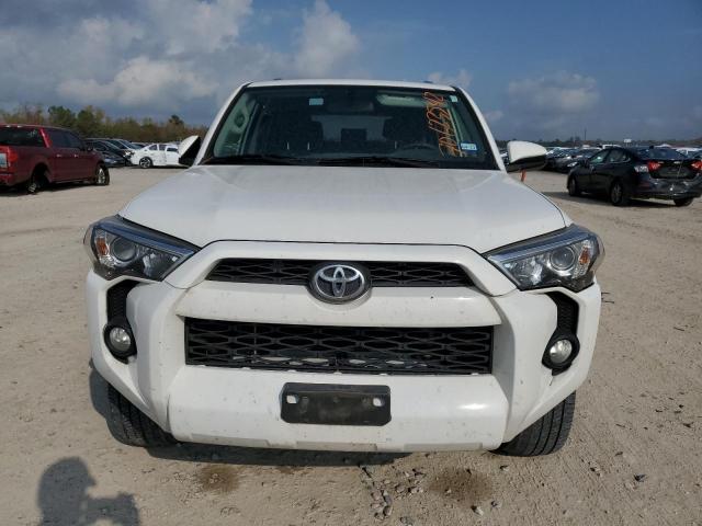 Photo 5 from auction – 2017 TOYOTA 4RUNNER SR with VIN JTEZU5JR1H5155673