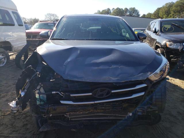 Photo 5 from auction – 2018 HYUNDAI TUCSON SE with VIN KM8J2CA45JU804690