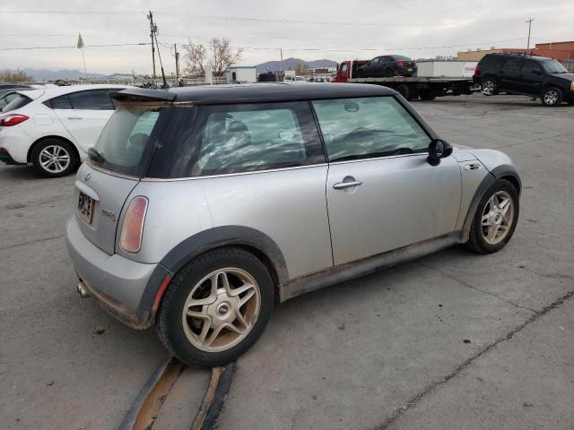 Foto 3 de la subasta – 2004 MINI COOPER S con VIN WMWRE33444TD74253