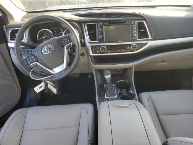 Photo 8 from auction – 2019 TOYOTA HIGHLANDER with VIN 5TDJZRFH5KS741255