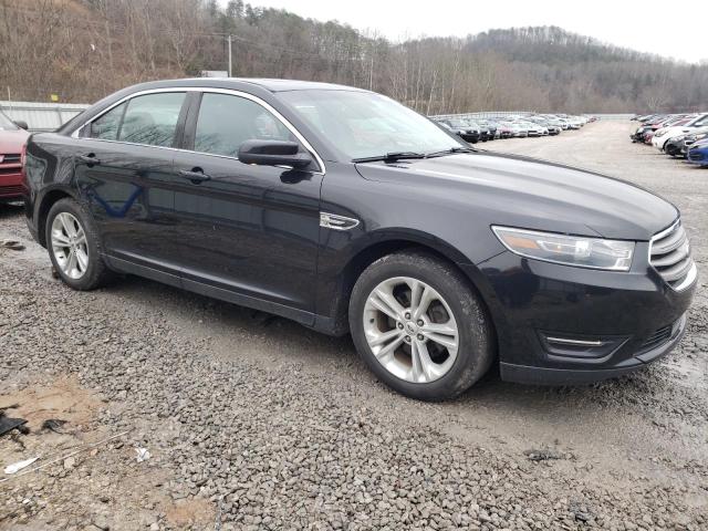 Photo 4 from auction – 2015 FORD TAURUS SEL with VIN 1FAHP2E88FG167057